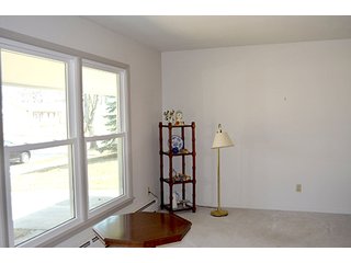 Property photo 18 - Ranch Style Home, Furniture, Appliances, Collectibles and more! - Real Estate & Personal Property Auction